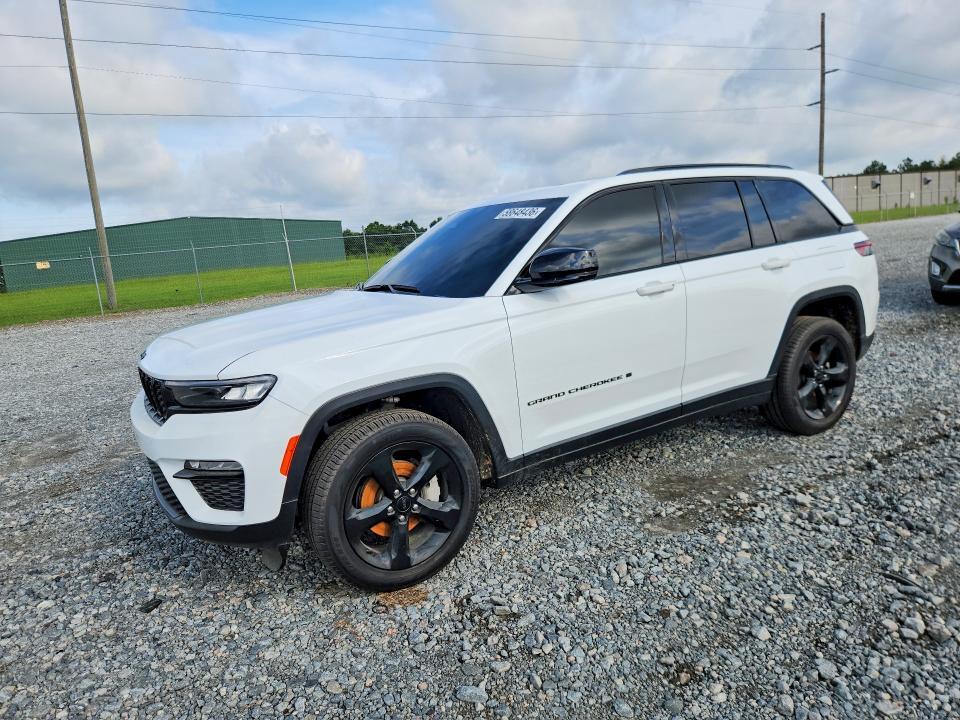 2025 JEEP GRAND CHEROKEE