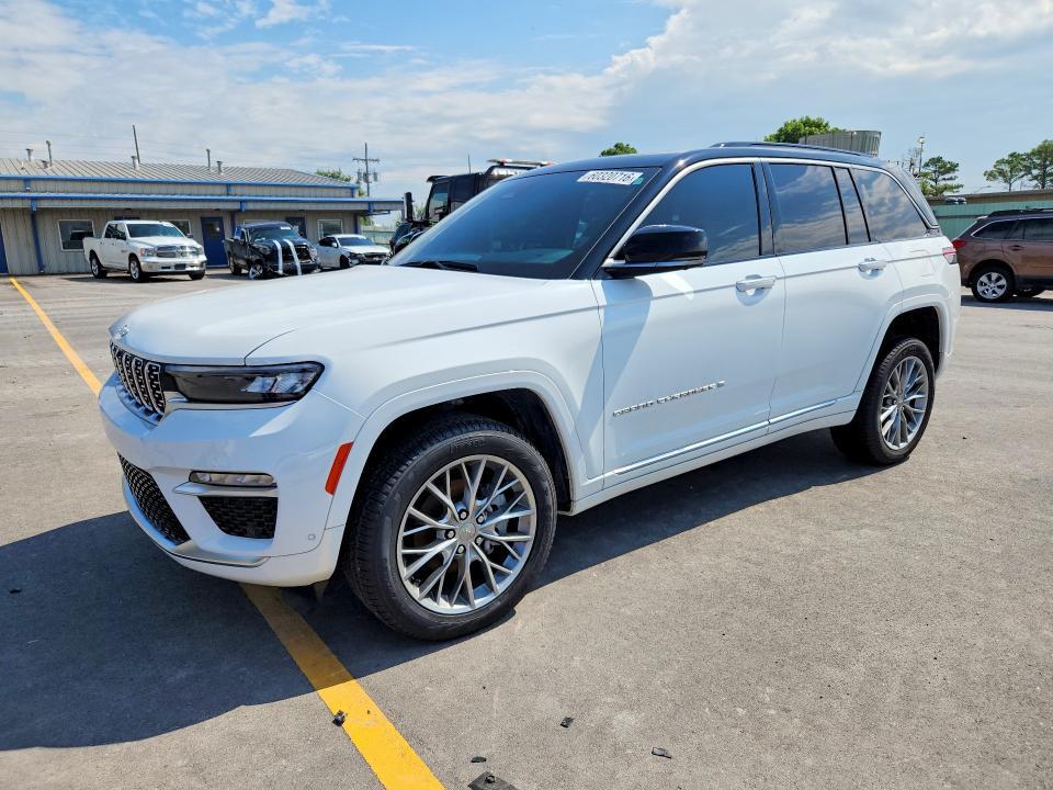 2025 JEEP GRAND CHEROKEE