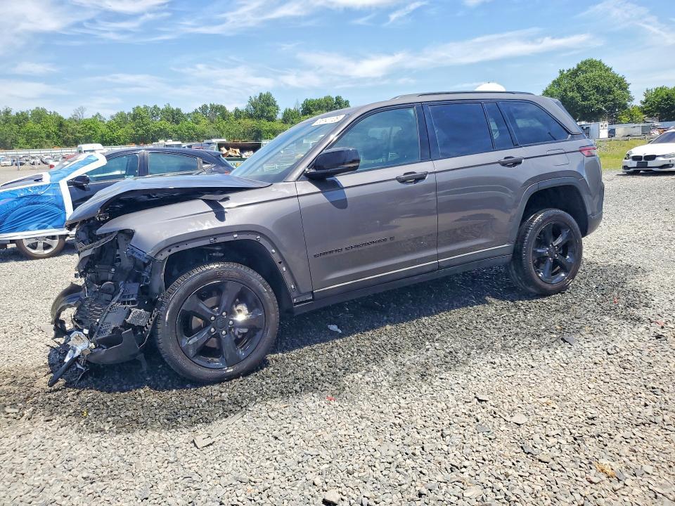 2024 JEEP GRAND CHEROKEE