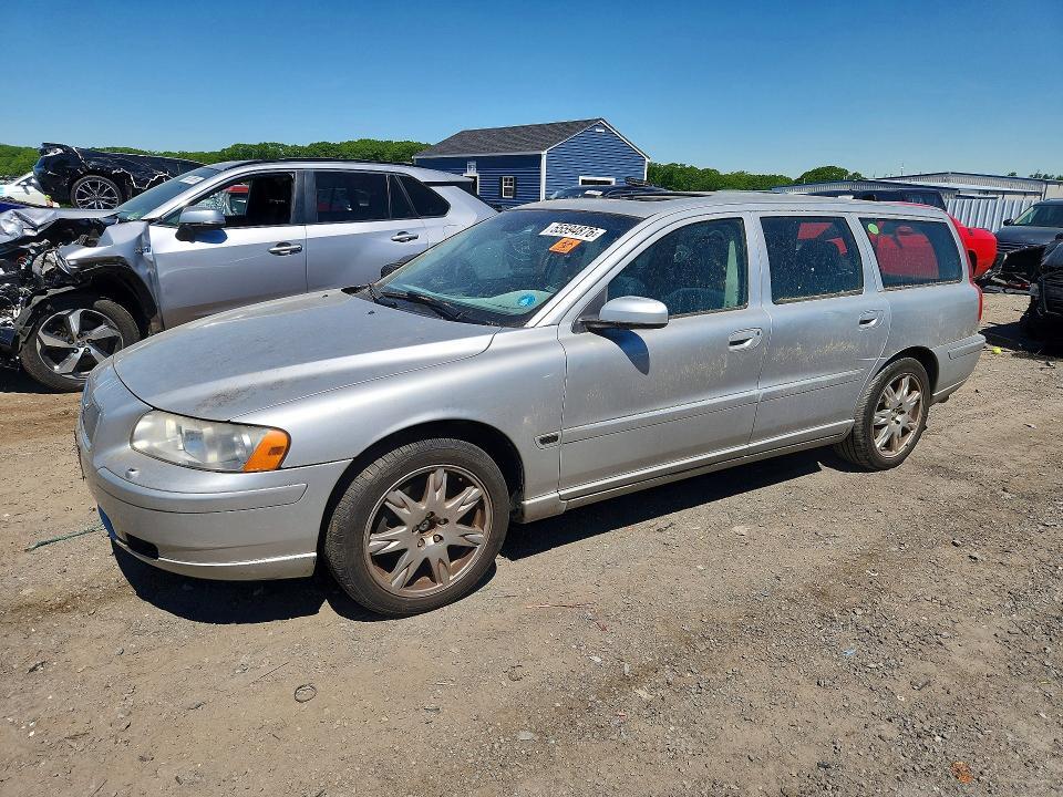 2006 VOLVO V70