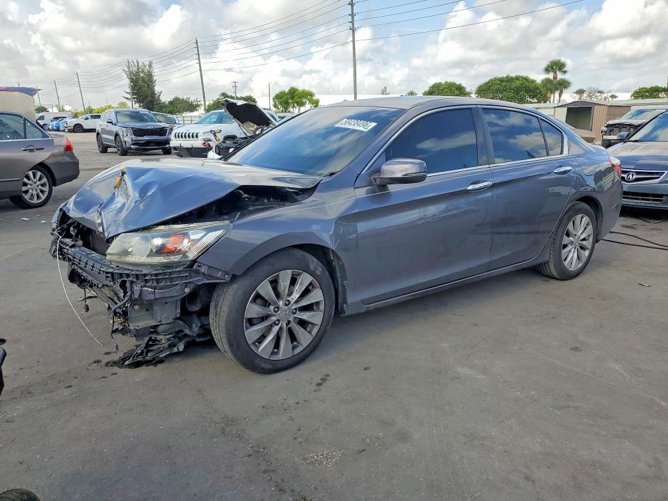 2015 HONDA ACCORD