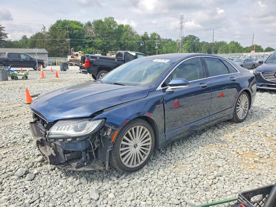2017 LINCOLN MKZ