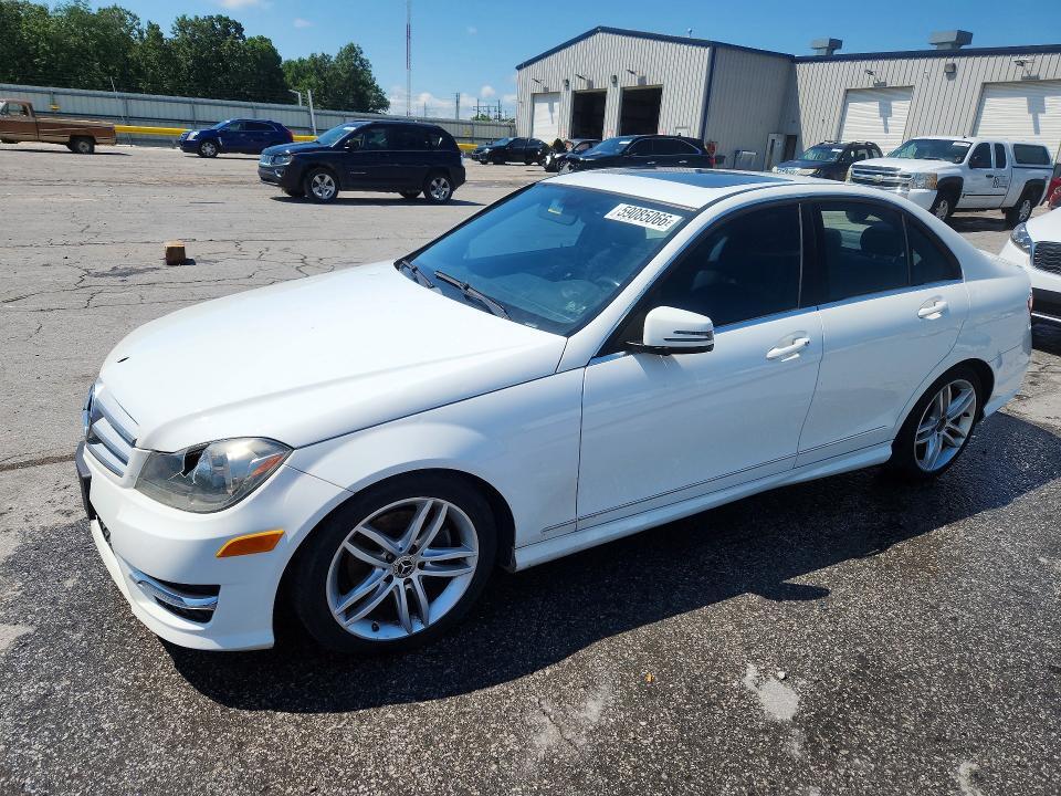 2013 MERCEDES-BENZ C