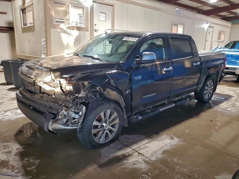 2017 TOYOTA TUNDRA