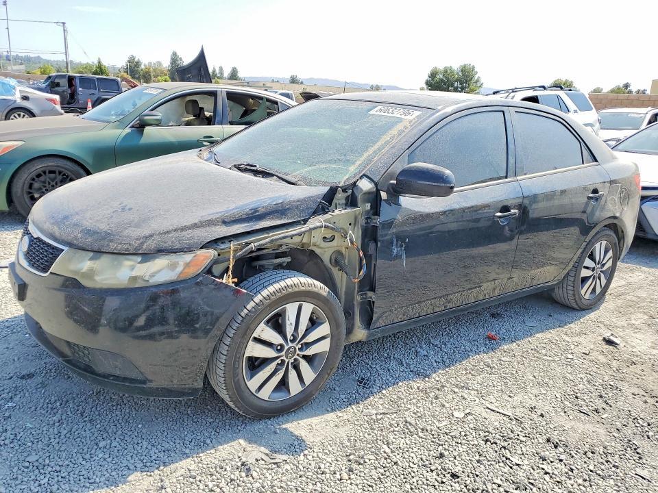 2013 KIA FORTE
