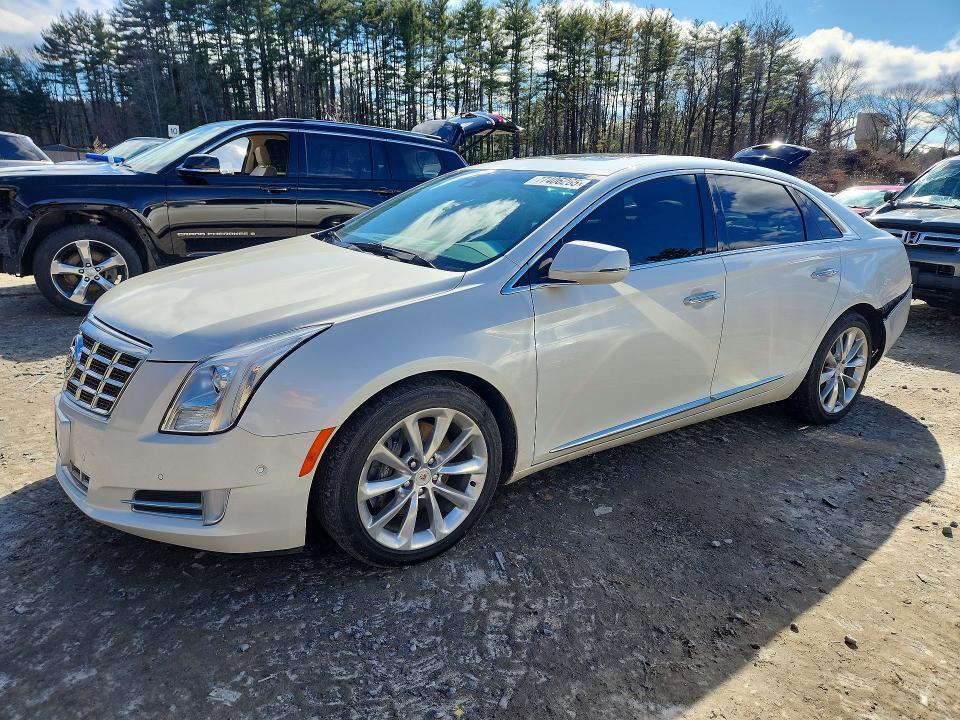2014 CADILLAC XTS
