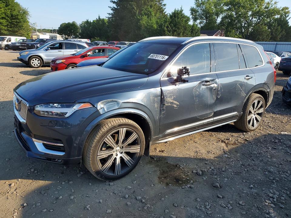 2020 VOLVO XC90