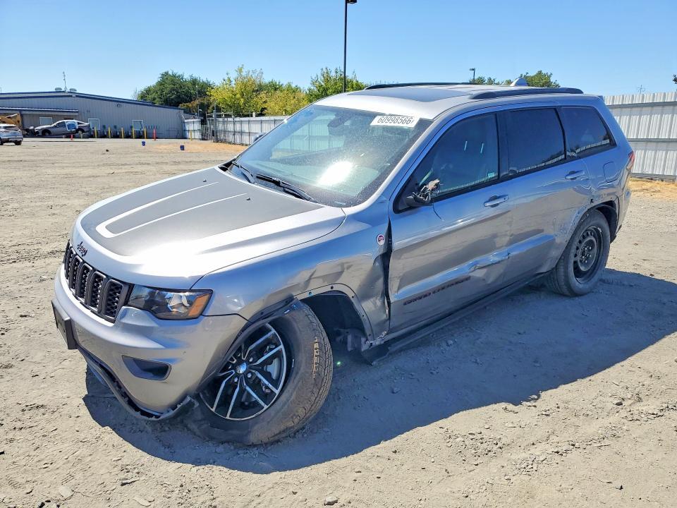 2017 JEEP GRAND CHEROKEE