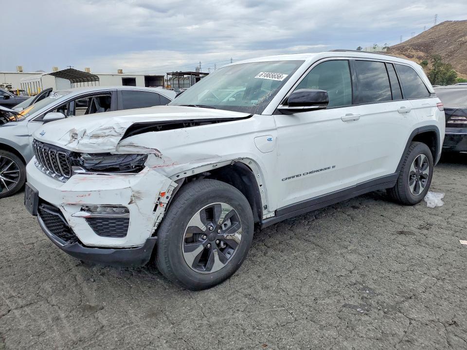 2024 JEEP GRAND CHEROKEE