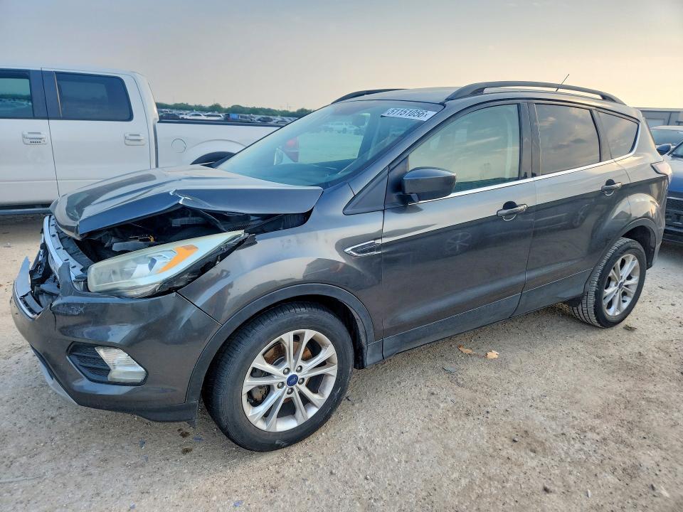 2017 FORD ESCAPE