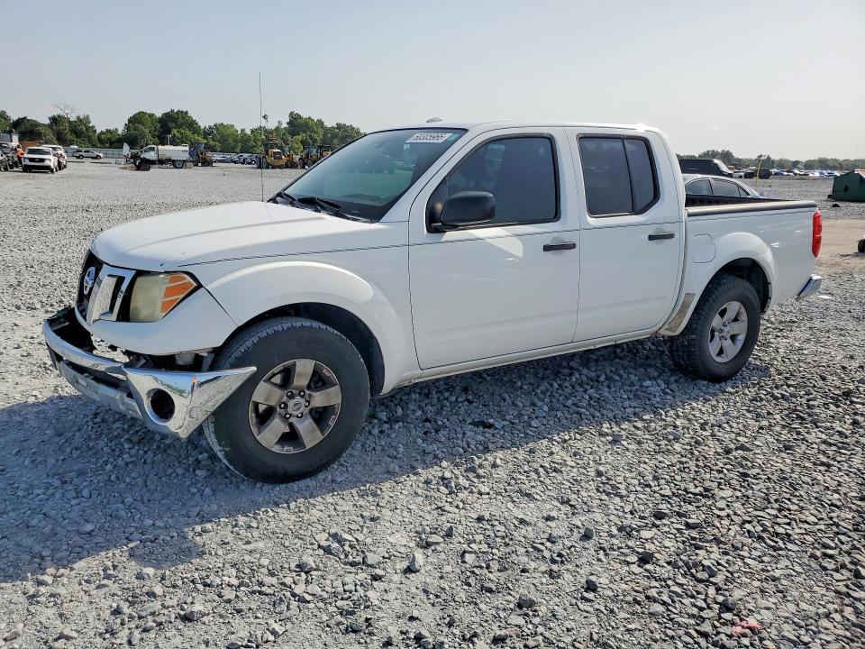 2011 NISSAN FRONTIER