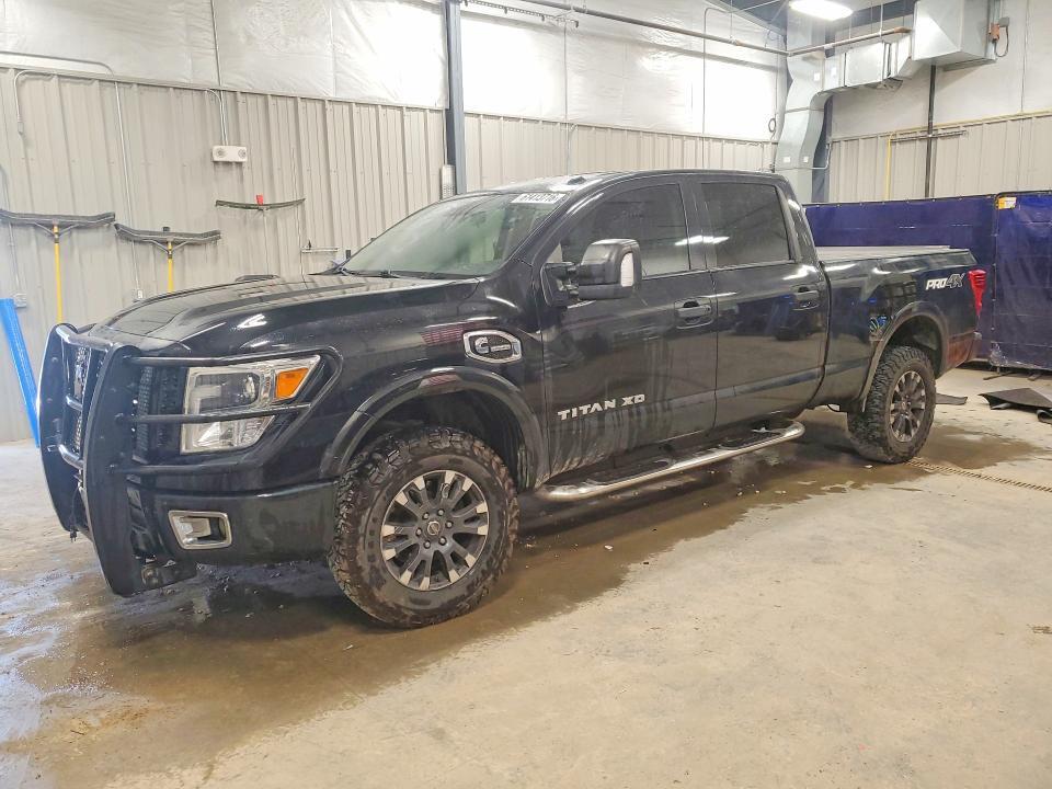 2019 NISSAN TITAN XD
