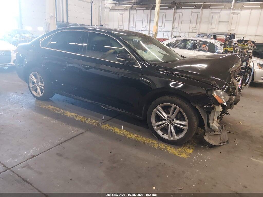 2015 VOLKSWAGEN PASSAT