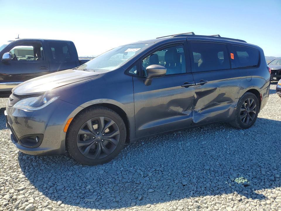 2018 CHRYSLER PACIFICA