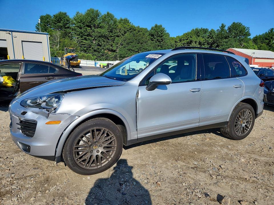 2018 PORSCHE CAYENNE